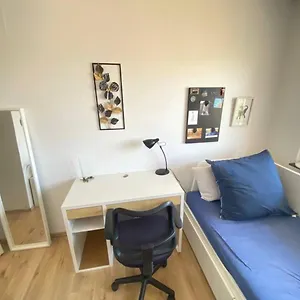 Auf Einen Blick - Gemutliches Zimmer In Der Geteilten Eines Freundlichen Paares Bamberg