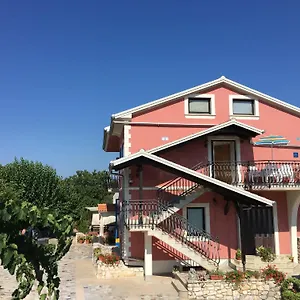 Pokrajac Twin , Rovinj Kroatien